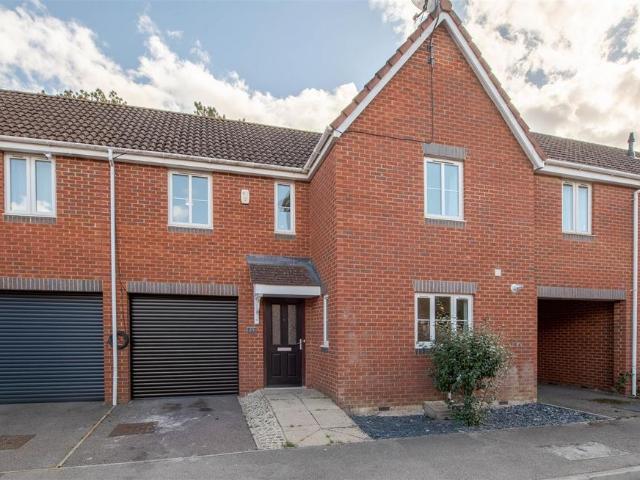 House for sale in Rushden