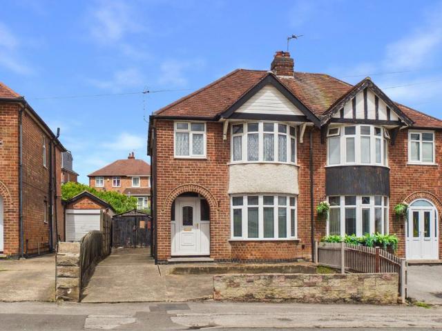 House for sale in Gedling, East Midlands