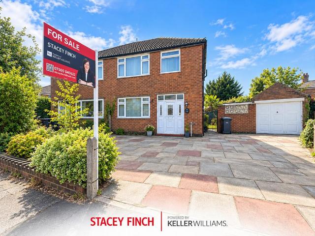 House for sale in Irlam, Salford