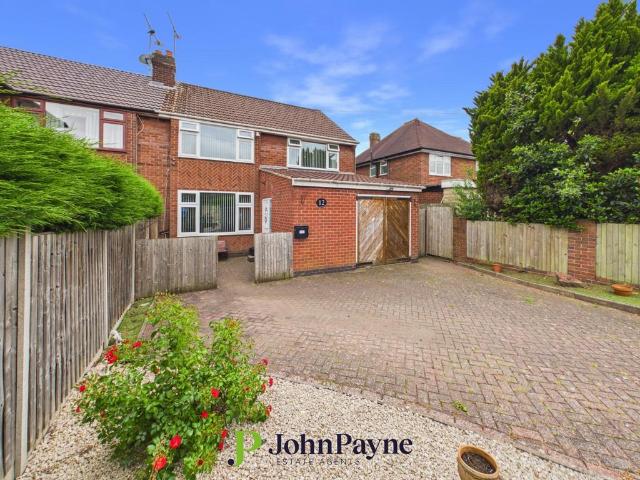 House for sale in Green Lane, Cheylesmore