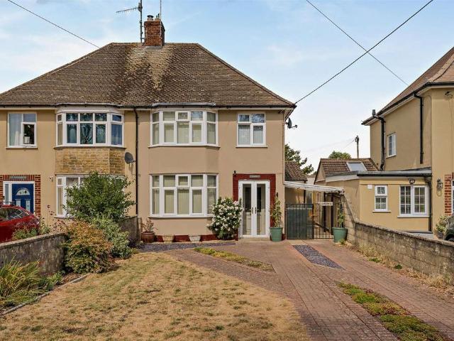 House for sale in Siddington, Cotswold