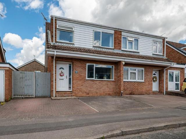 House for sale in Helford, Hampshire
