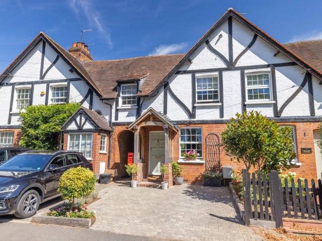 House for sale in Swallow, Buckinghamshire