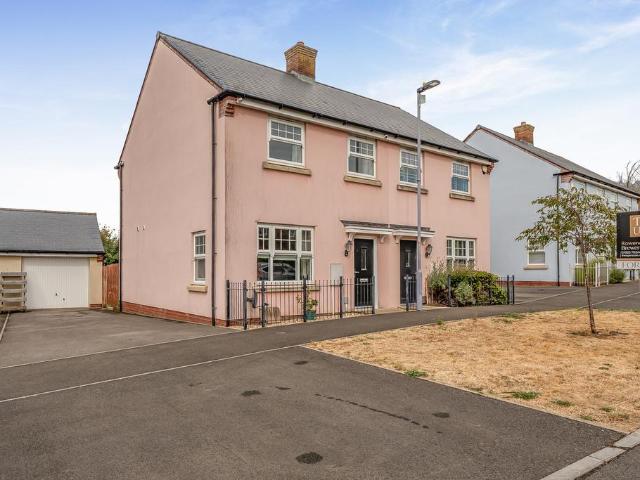 House for sale in Upper Morton, Lower Morton