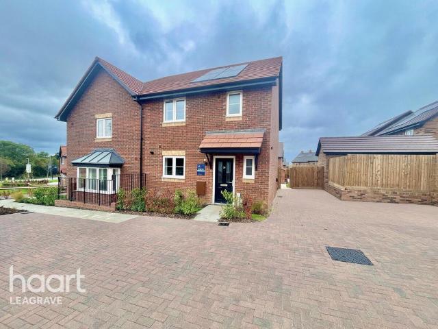 House for sale in Harlington, Central Bedfordshire