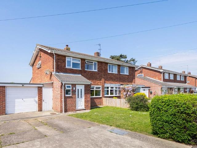 House for sale in Stokesby, Norfolk