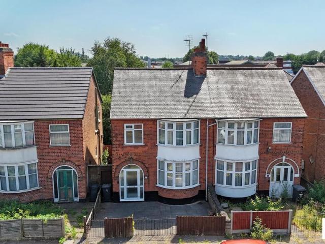 House for sale in Black Friars, Old Wharf