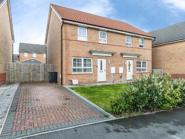 House for sale in East Ardsley, West Yorkshire