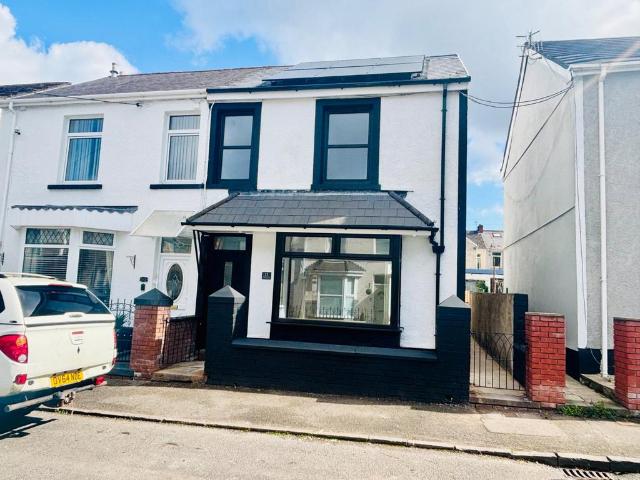 House for sale in Resolven, Wales