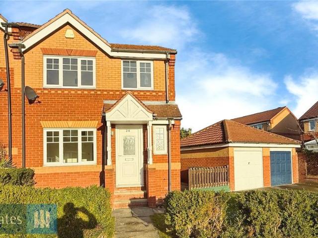 House for sale in Mapplewell, South Yorkshire