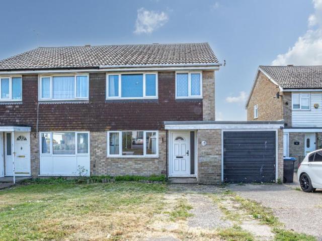 House for sale in Millmead, Acol