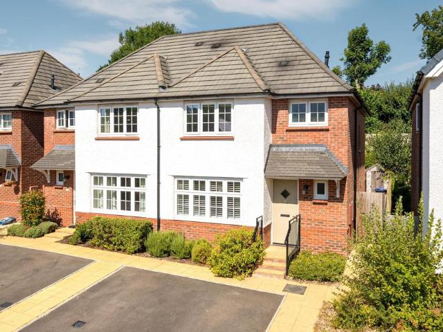 House for sale in Marlborough, Easton Royal