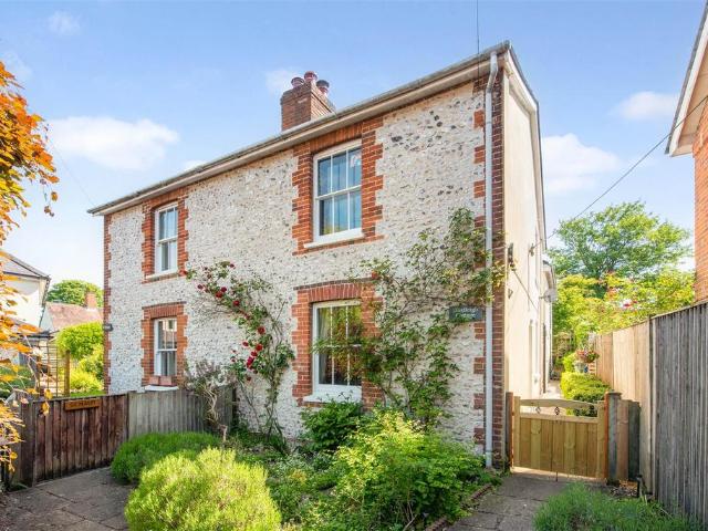 House for sale in Sutton Scotney, Hampshire