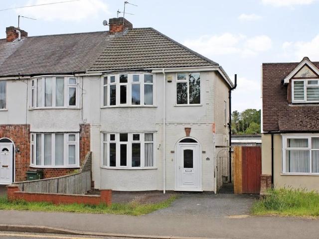 House for sale in Oadby, Leicestershire