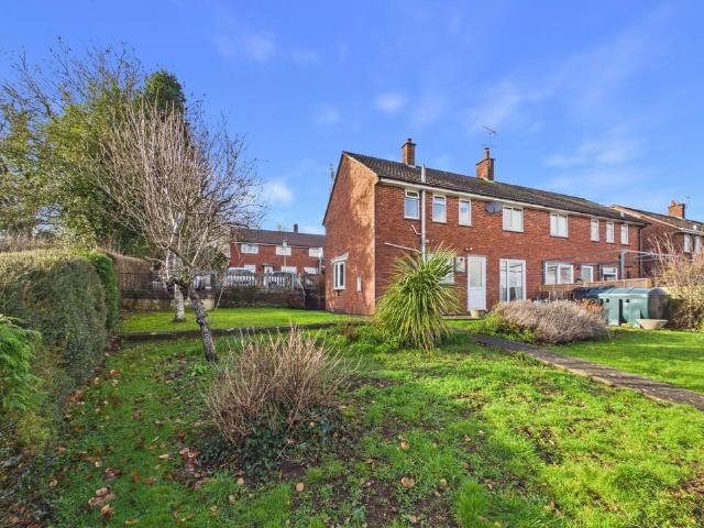 House for sale in Bromsberrow Heath, Gloucestershire