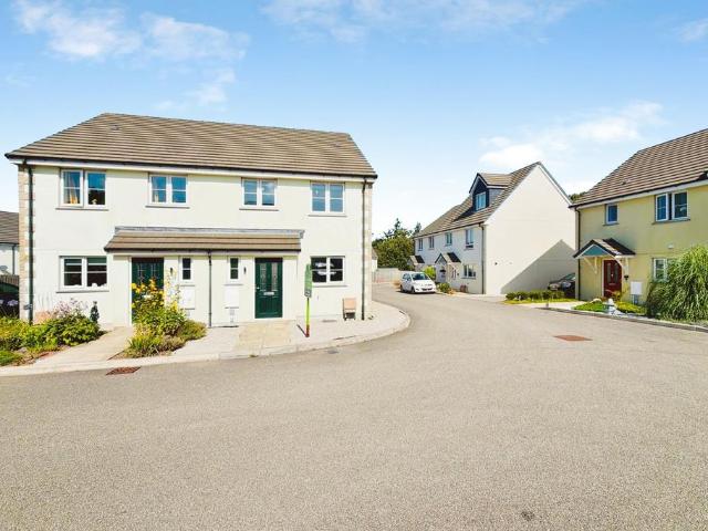 House for sale in Mount Ambrose, Cornwall