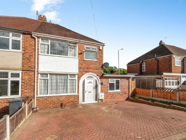 House for sale in Aldersley, Wolverhampton