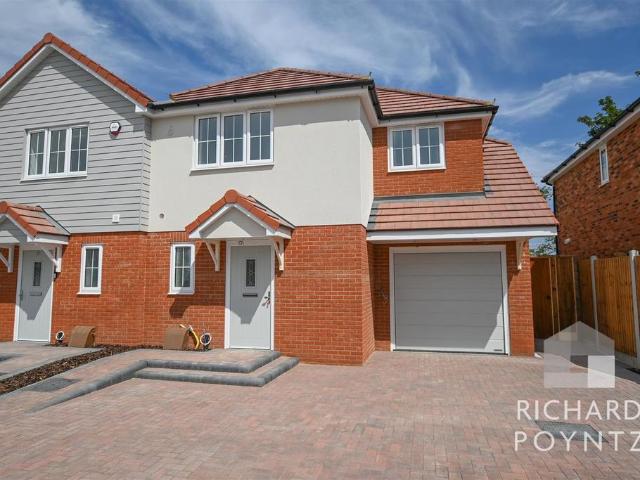 House for sale in Canvey Island