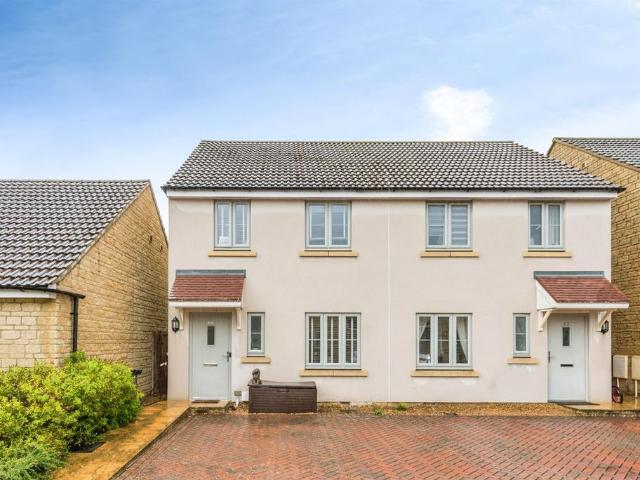 House for sale in St Andrews Ridge, Broad Blunsdon