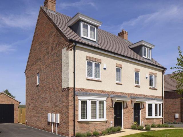 House for sale in Stanford On Avon, Leicestershire