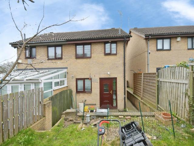 House for sale in Osgathorpe, South Yorkshire