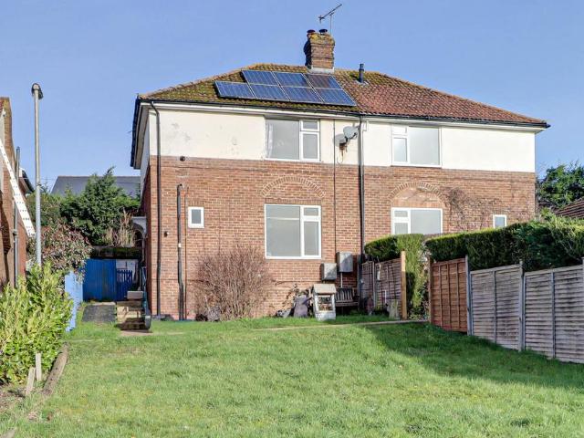 House for sale in Holywell, Studham