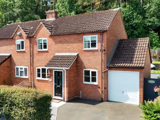 House for sale in Heath Hill, Telford