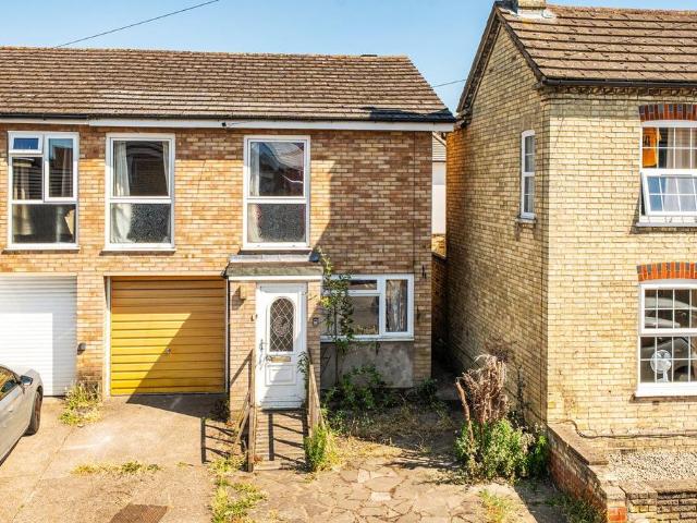 House for sale in Stotfold, Bedfordshire