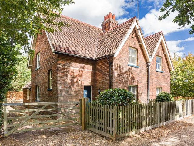 House for sale in Hatfield Garden Village, Welwyn Hatfield