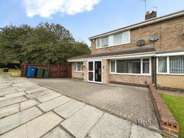 House for sale in Blakelaw, Tyne And Wear