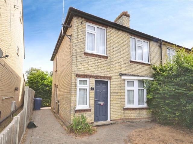 House for sale in Chesterton, Arbury