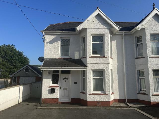House for sale in Tir-y-dail, Ammanford