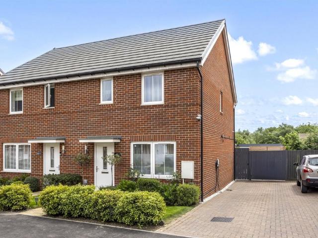 House for sale in Ansty and Staplefield, Perryfields