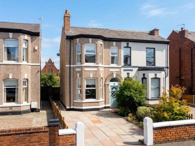 House for sale in Meols Cop, Southport