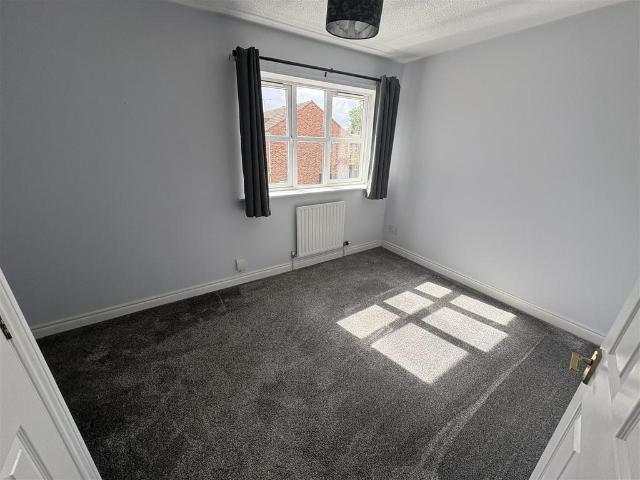 House for sale in Heckmondwike, West Yorkshire
