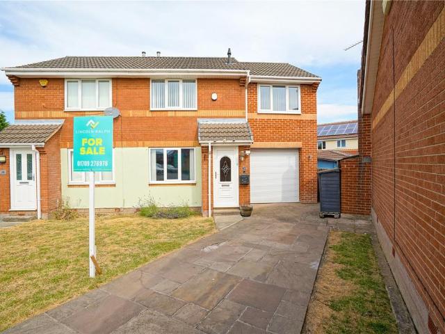 House for sale in Bramley, South Yorkshire