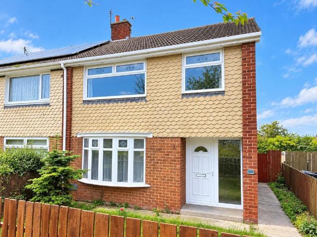 House for sale in Whale Hill, Lazenby