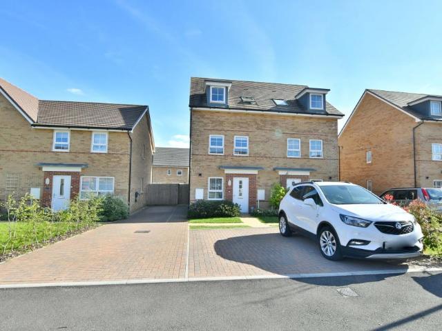 House for sale in Corfe Mullen