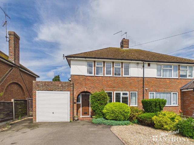 House for sale in Victoria Park, Aylesbury