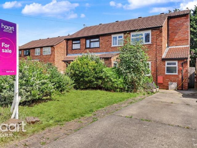 House for sale in Ermine West, Brayford