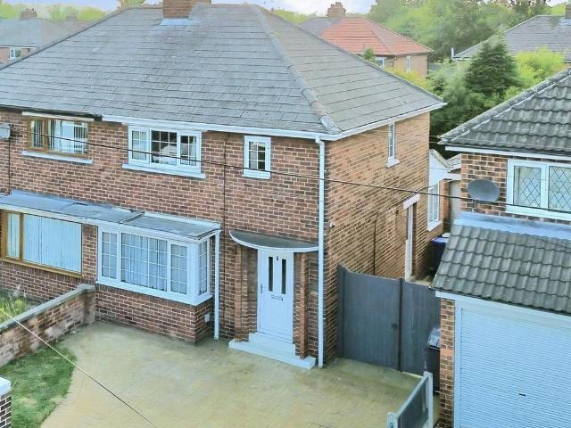 House for sale in Cusworth, South Yorkshire