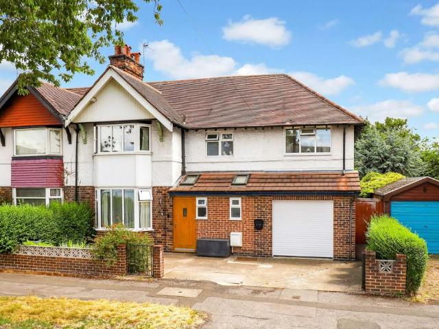 House for sale in Gedling, East Midlands