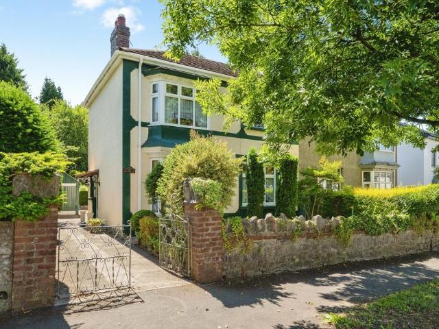 House for sale in Llansamlet, Wales