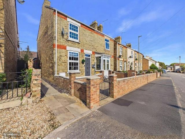 House for sale in Farcet, Huntingdonshire