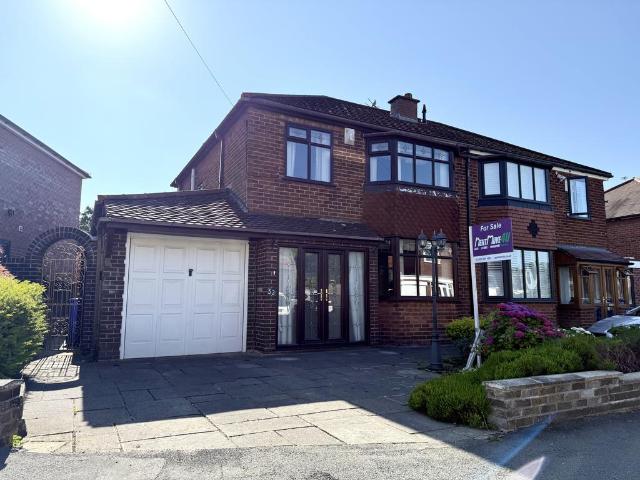 House for sale in Ellenbrook, Salford