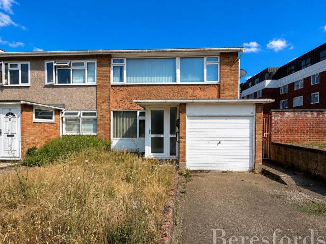 House for sale in Upminster, Greater London