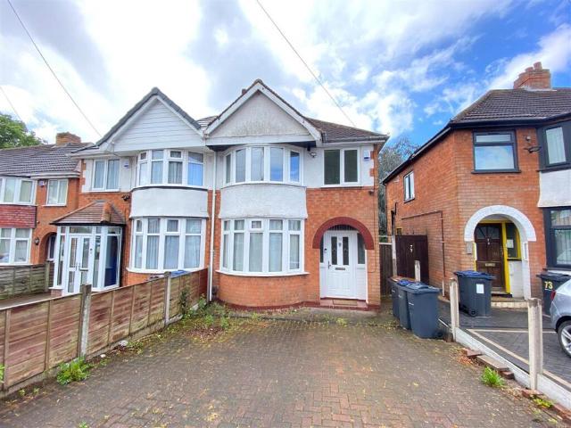 House for sale in West Midlands