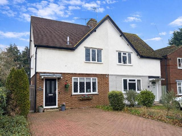House for sale in Symonds Green, Shephall