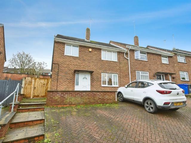 House for sale in Winshill, Beamhurst