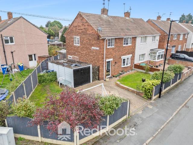 House for sale in Scawsby, South Yorkshire
